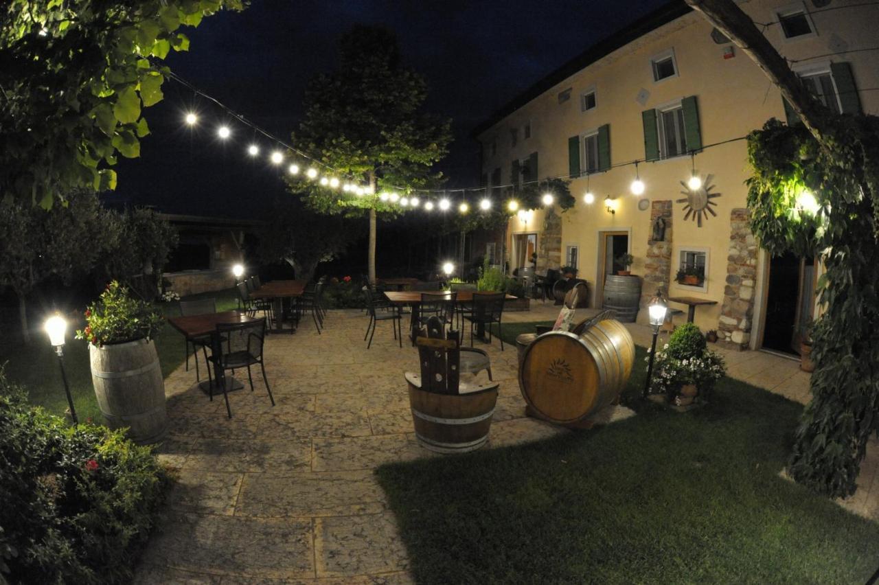 Agriturismo Sol De Montalto Rivoli Veronese Exterior foto