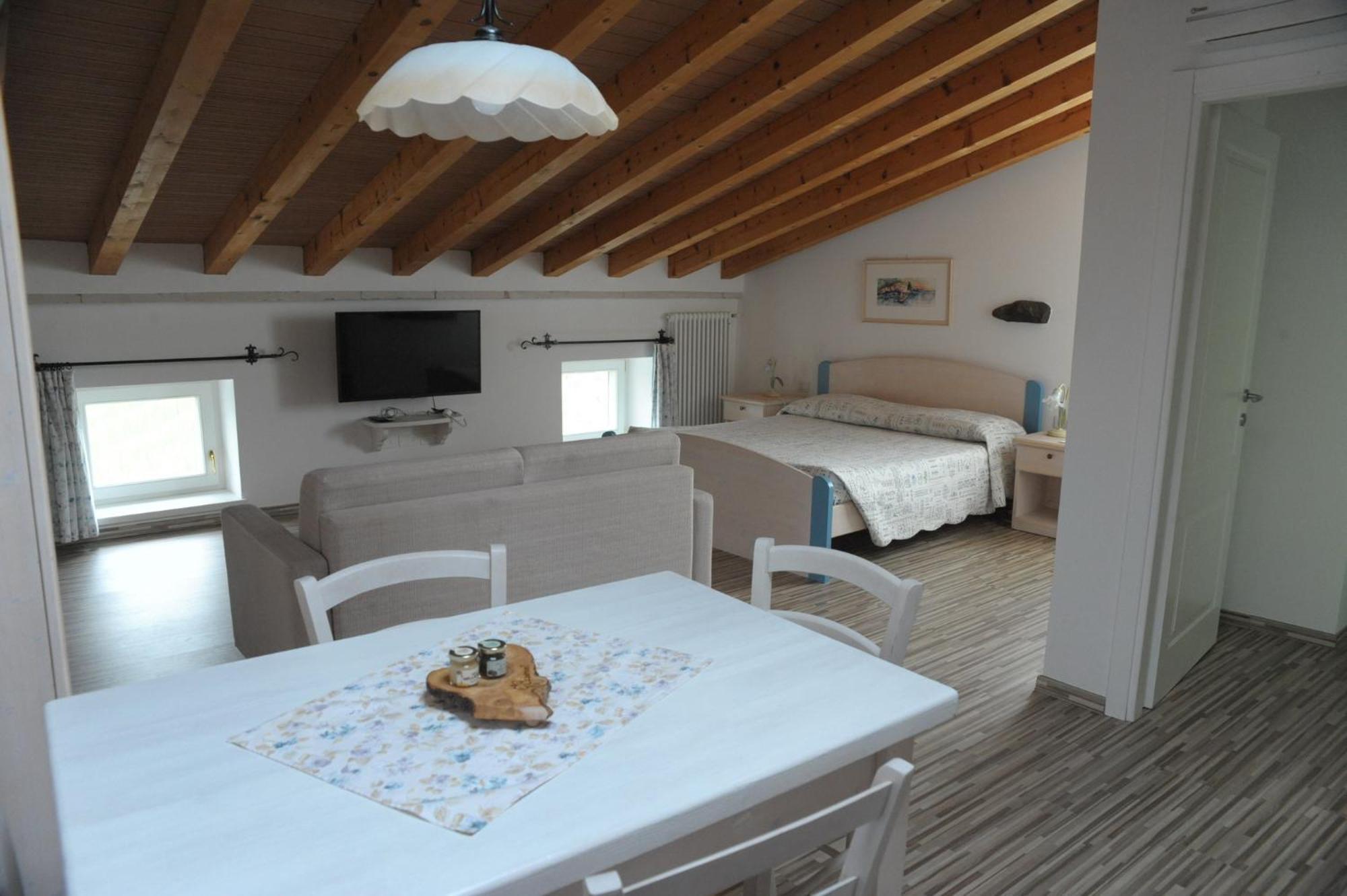 Agriturismo Sol De Montalto Rivoli Veronese Zimmer foto